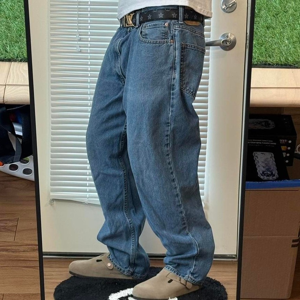 Y2K Levi's 550 Relaxed fit blue jeans 38x30